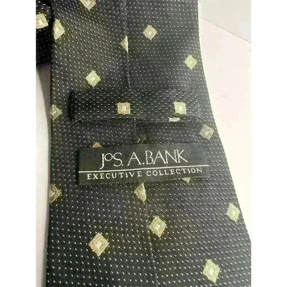 JOS. A. BANK Men's Silk Geometric Designer Tie Black Classic Length - Picture 2 of 3